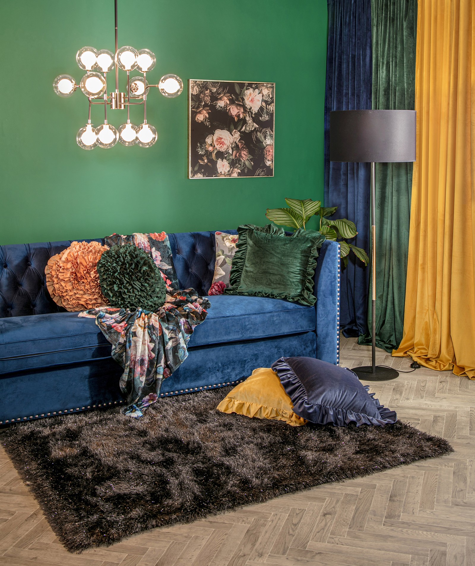 Salon granatowo zielono zolty