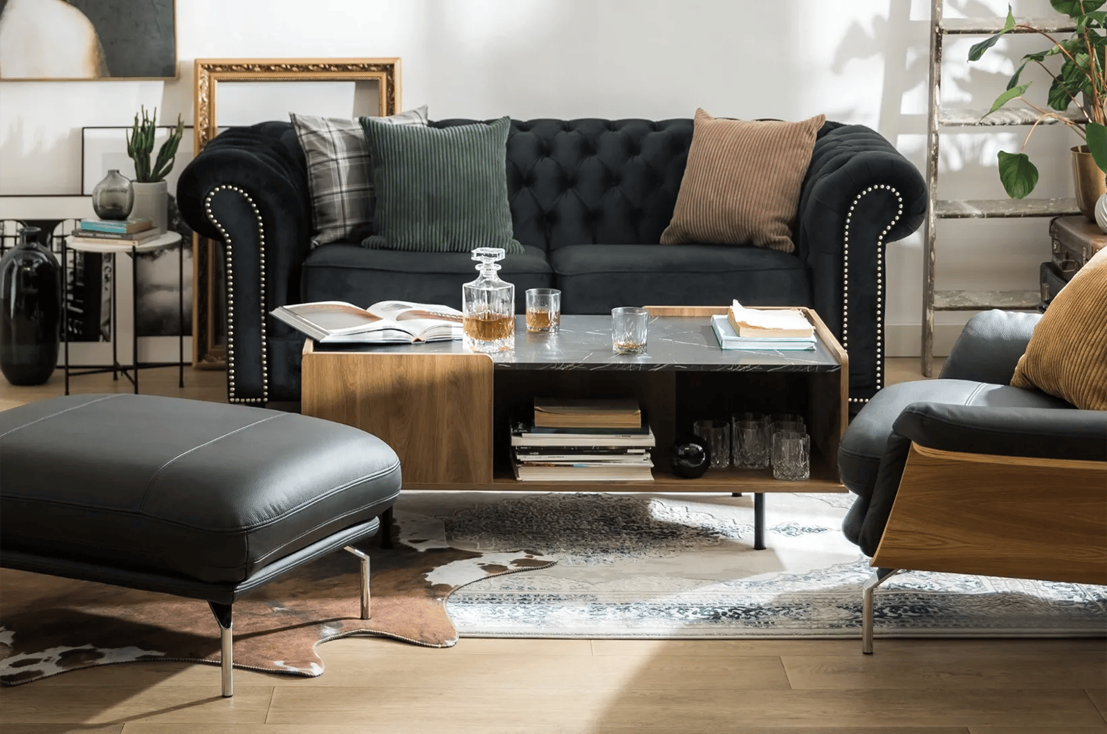 Magia boho glamour: zamień salon w artystyczną oazę luksusu 