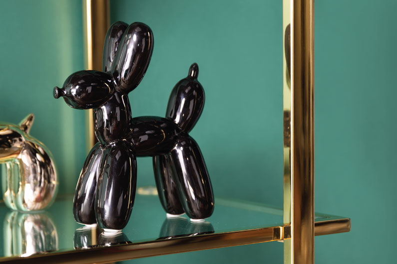 czarna figurka pies dekoracja nowoczesny salon mid century 