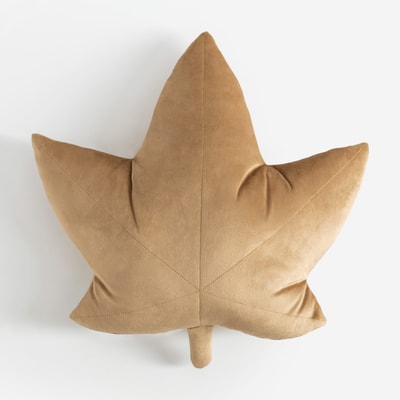 LEAF Poduszka dekoracyjna w kształcie liścia brązowa 45x40 cm