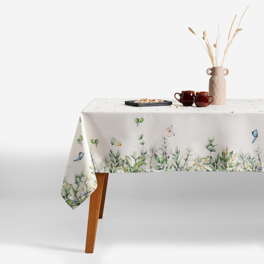 Obrus FLORES MOTYLE 110x160 cm