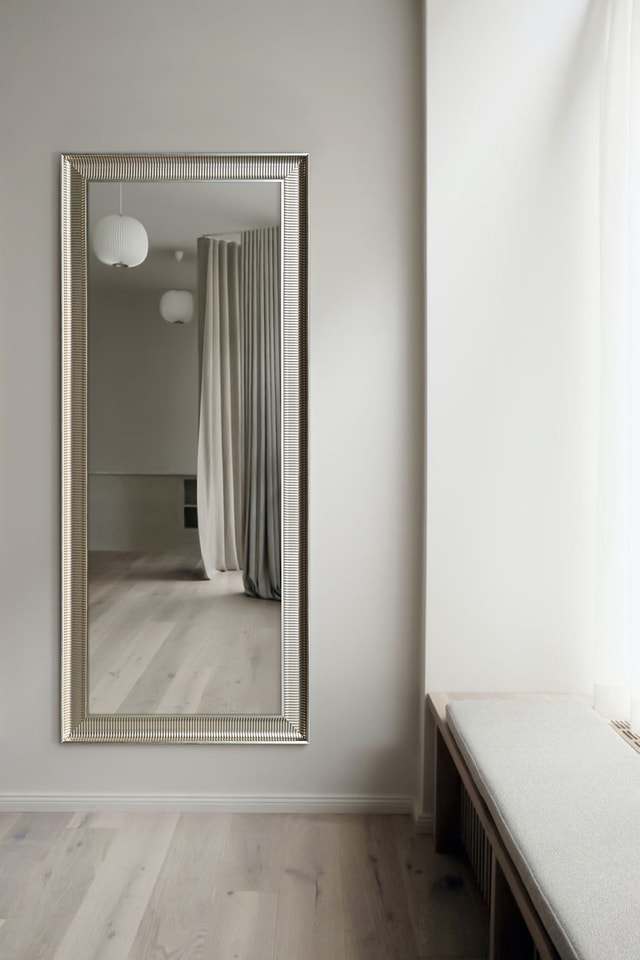Lustro 50x150 cm w srebrnej ramie AREZZO 67x167 cm - 1