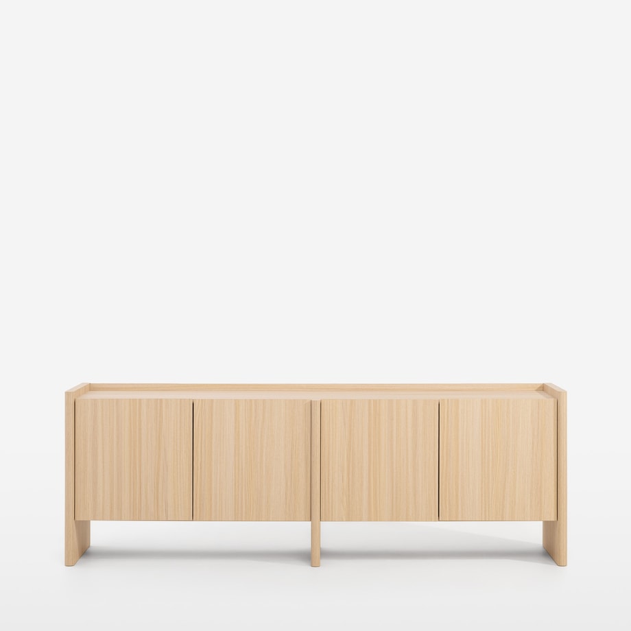 Mebel do salonu na wysokiej podstawie