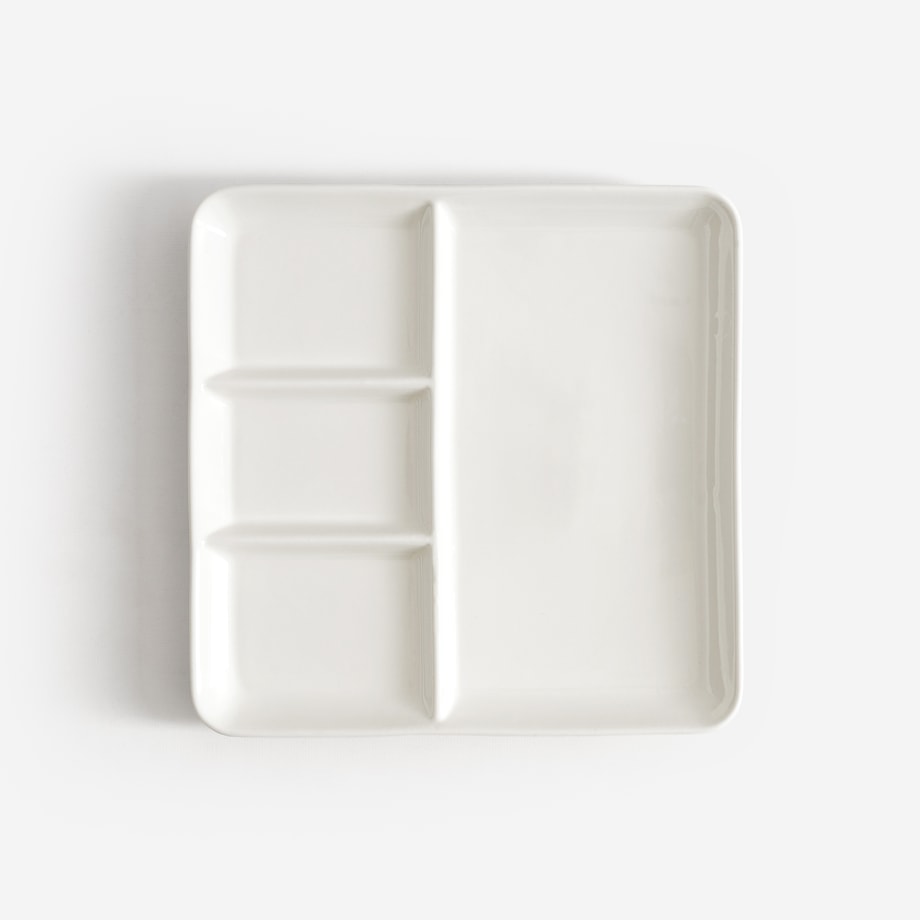 Porcelanowy talerz do serwowania, 25,5x25x2,5cm - 1